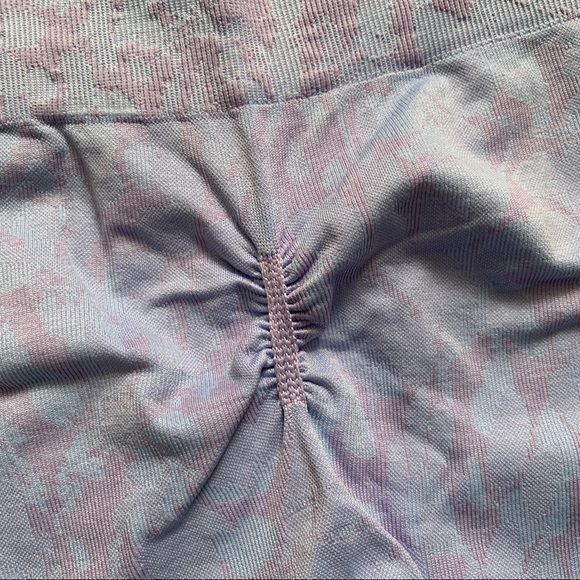 Gymshark ‘Adapt’ Butterfly Legging (S) - blue - Picture 4 of 7